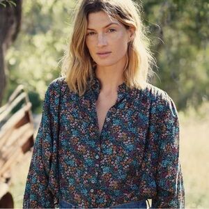 Doen Floral Blouse in Blue and Pink